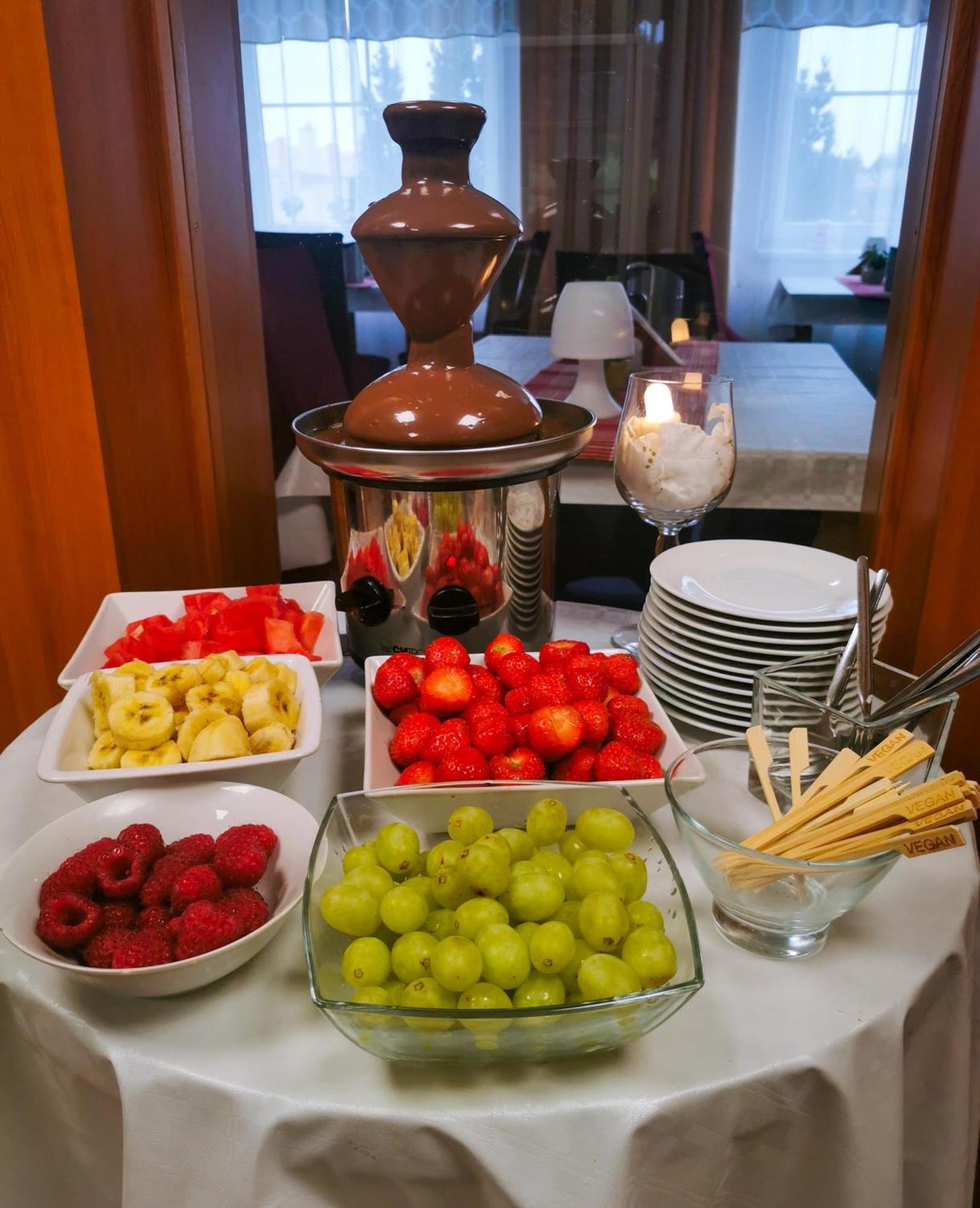 Wellness Hotel Stare Mesto Uherske Hradiste Bagian luar foto