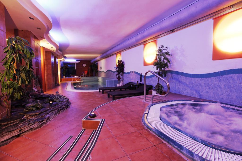 Wellness Hotel Stare Mesto Uherske Hradiste Bagian luar foto