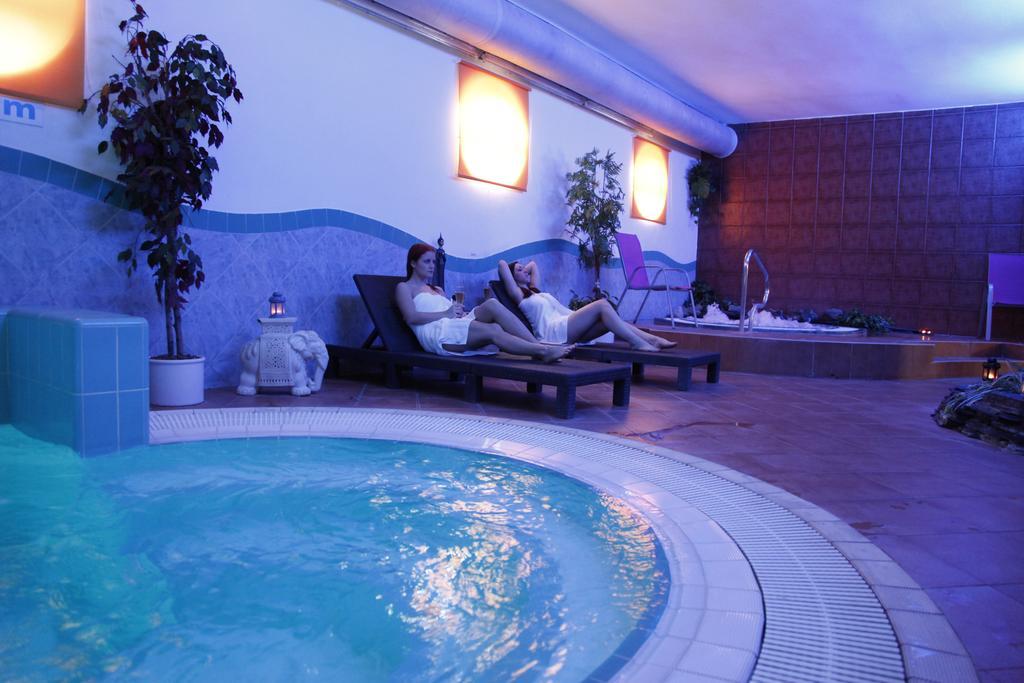 Wellness Hotel Stare Mesto Uherske Hradiste Bagian luar foto